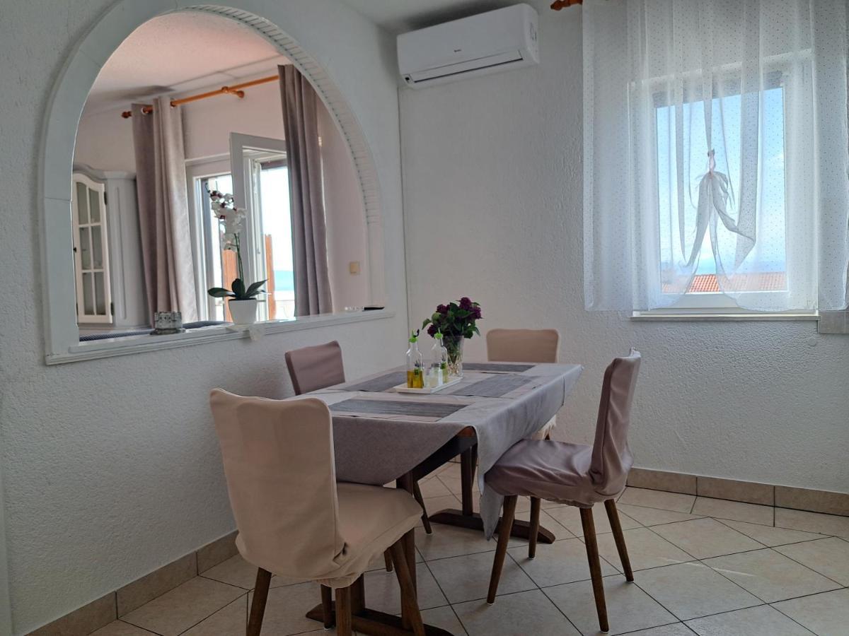 Guest House Angela Сень Екстер'єр фото