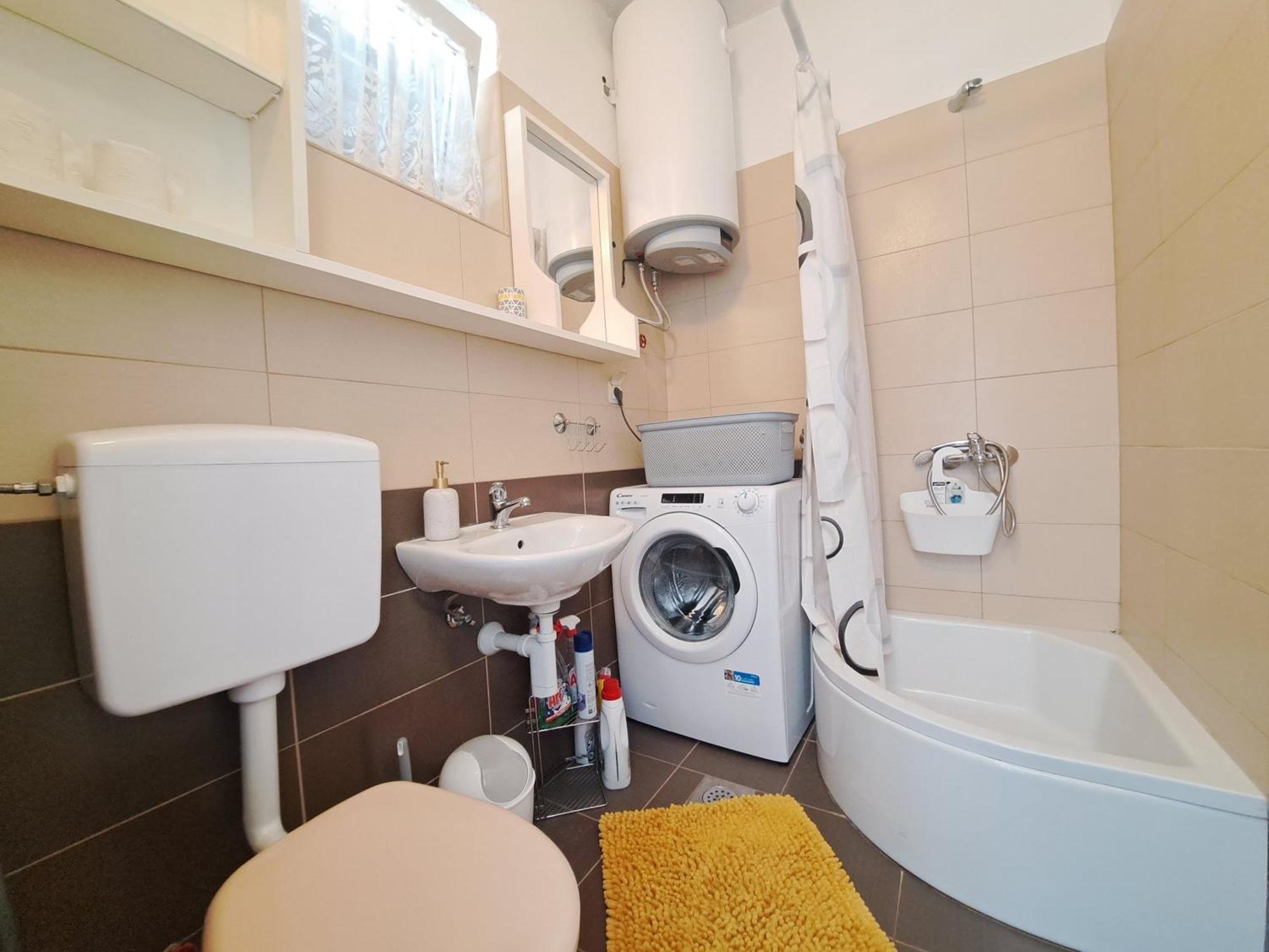 Guest House Angela Сень Екстер'єр фото